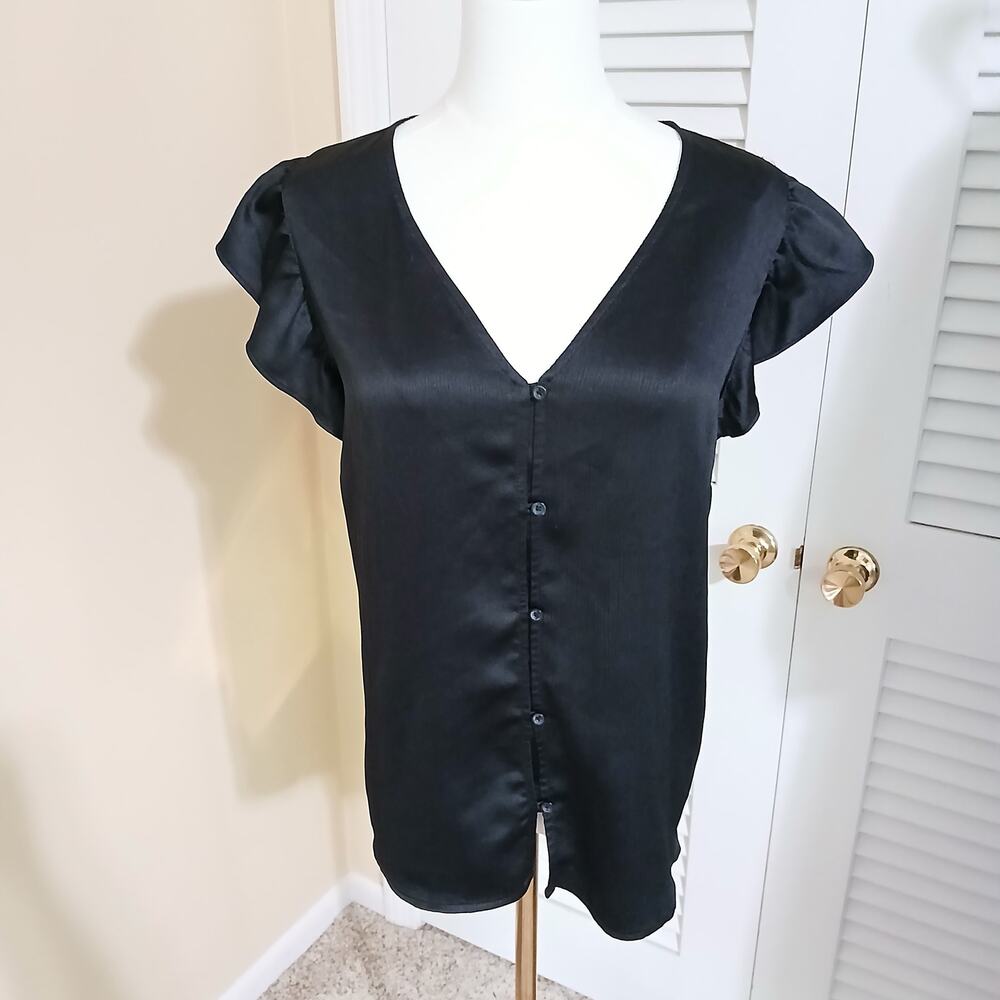 NWT Nine West Women's XL Black button-up Satin tank ruffled sleeves easy care